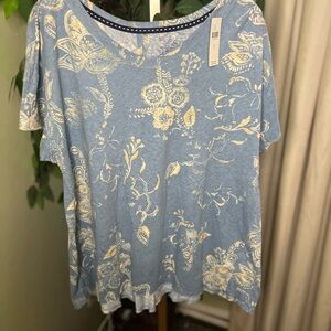 Anthropologie Blue and Cream Floral Short Sleeve Tee